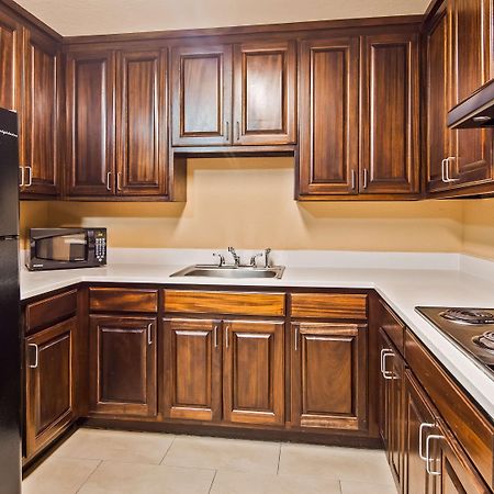 Best Western Granbury Inn And Suites Экстерьер фото
