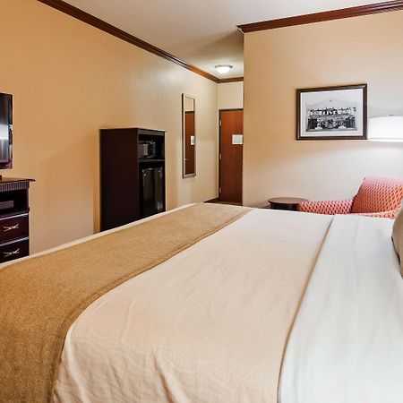 Best Western Granbury Inn And Suites Экстерьер фото