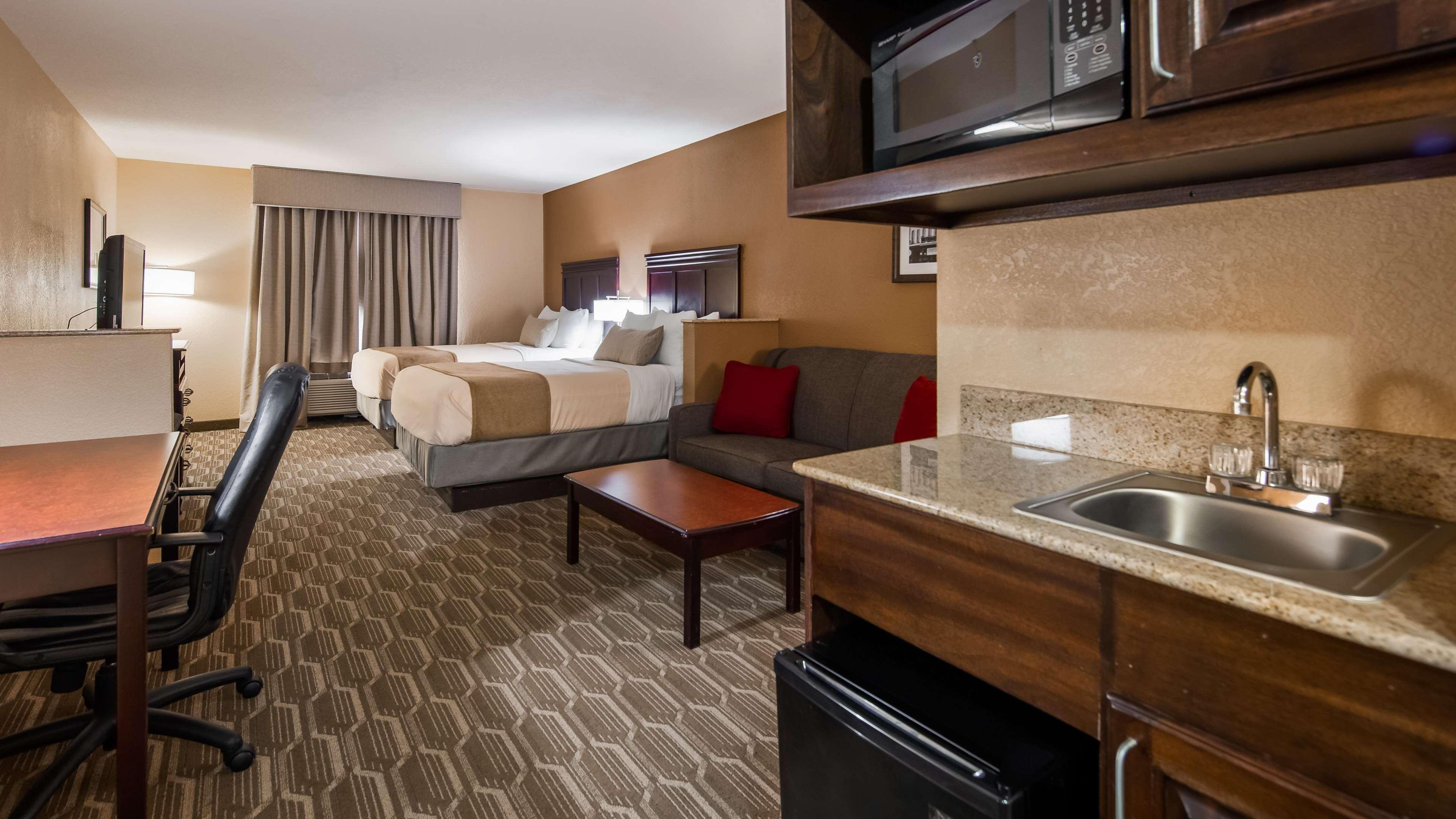 Best Western Granbury Inn And Suites Экстерьер фото