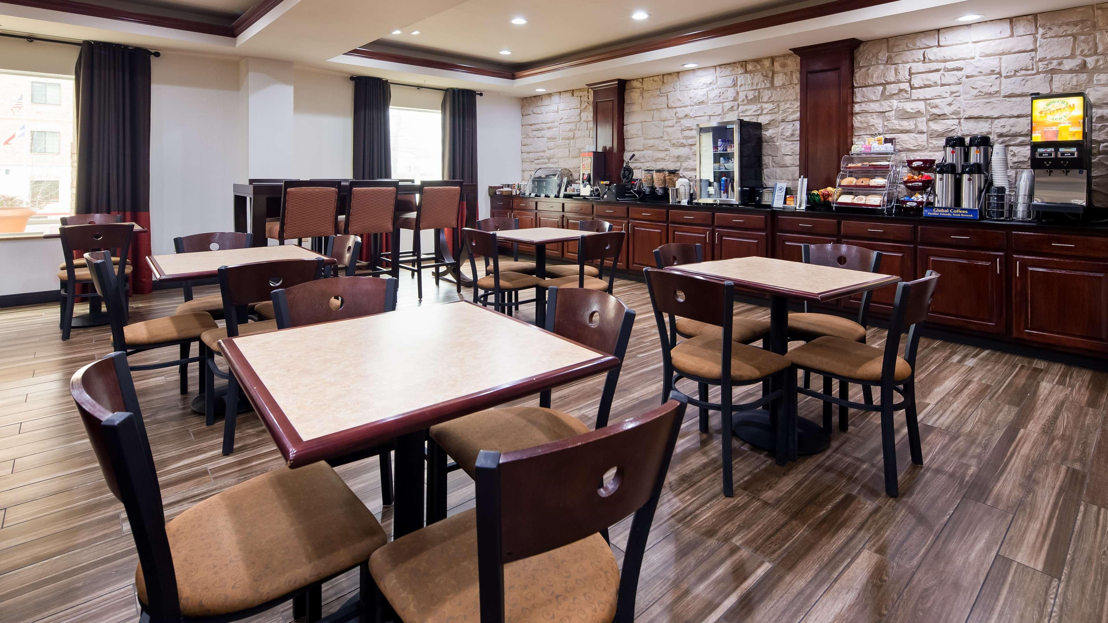 Best Western Granbury Inn And Suites Экстерьер фото